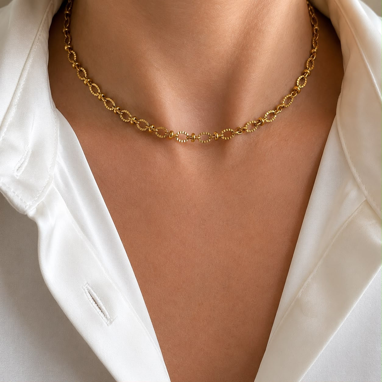 Dainty Dot Chain Necklace
