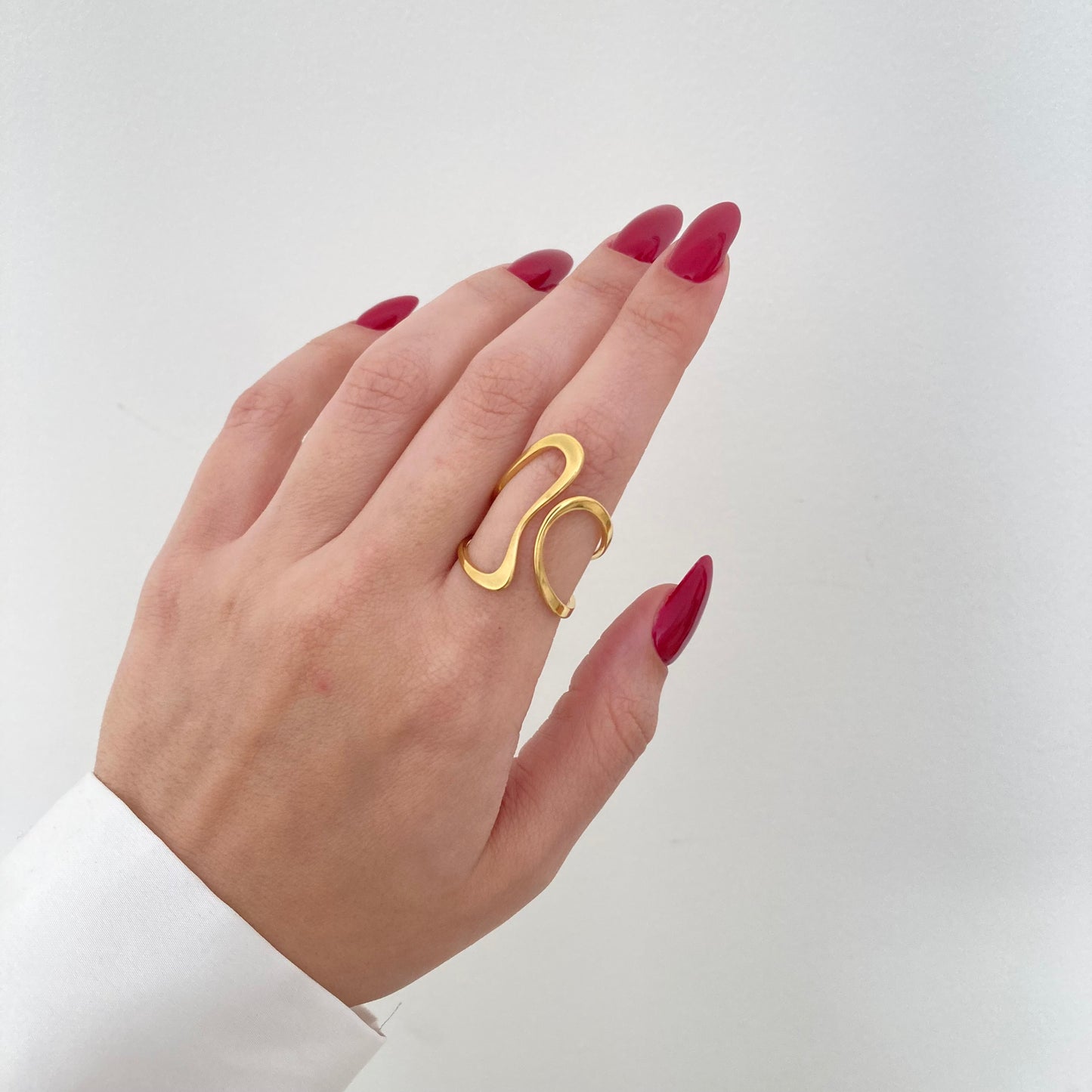 Irregular Hollow Ring