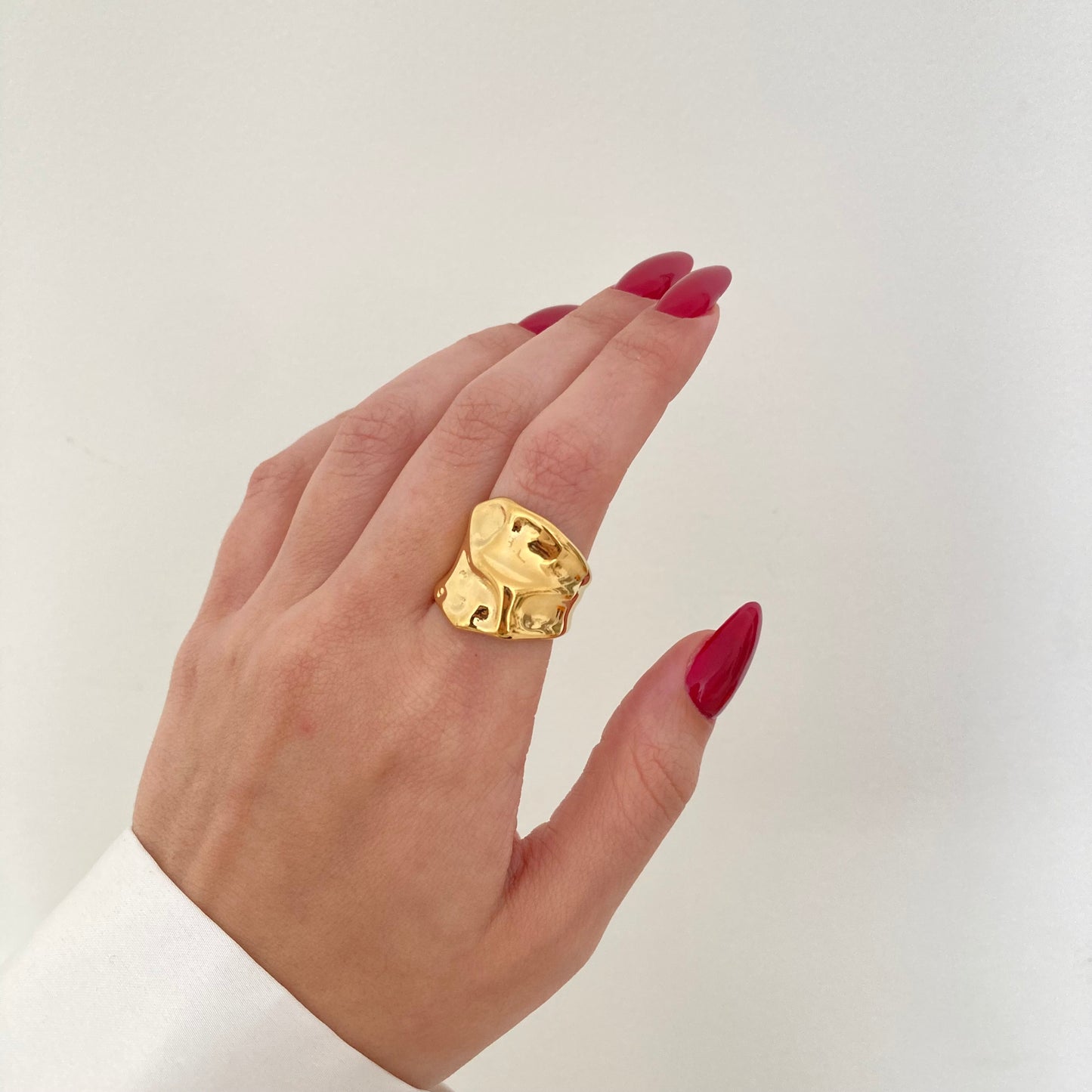 Sculpted Gold Ring