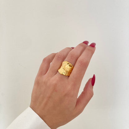 Sculpted Gold Ring