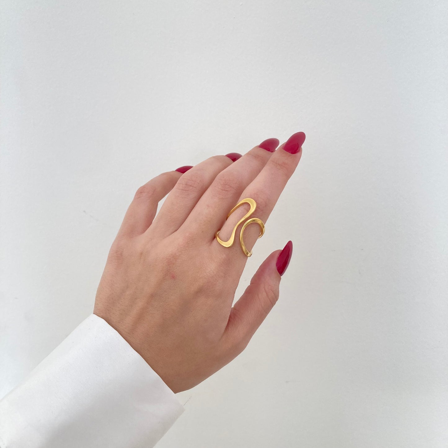 Irregular Hollow Ring