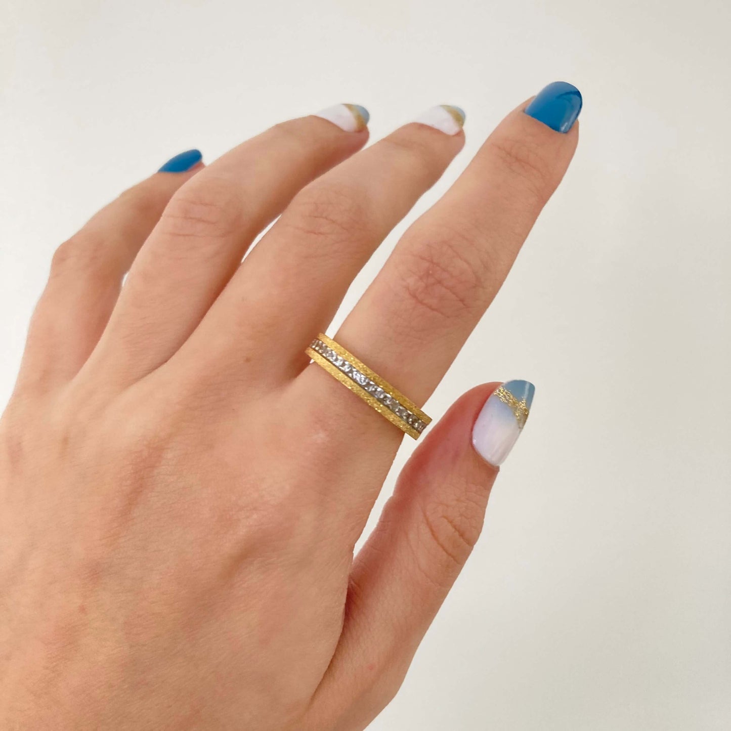 Sparkly Zircon Ring