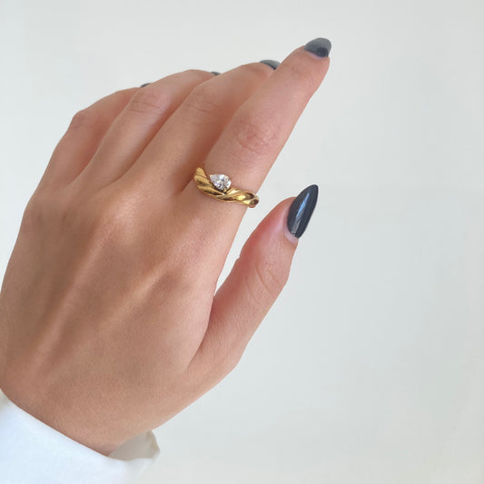 The Pear Twist Ring