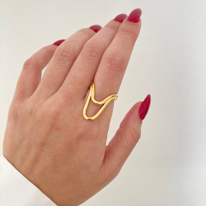 Golden Sway Ring