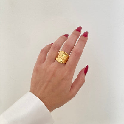 Sculpted Gold Ring