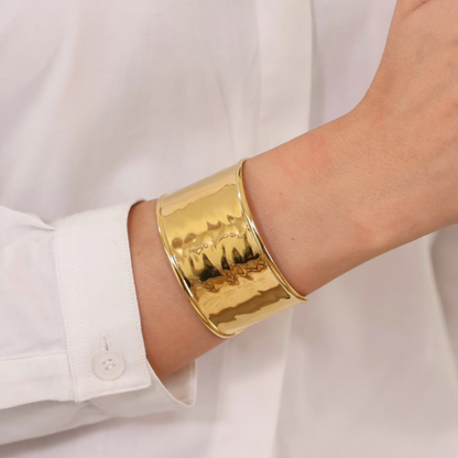 Sleek Gold Cuff Bangle