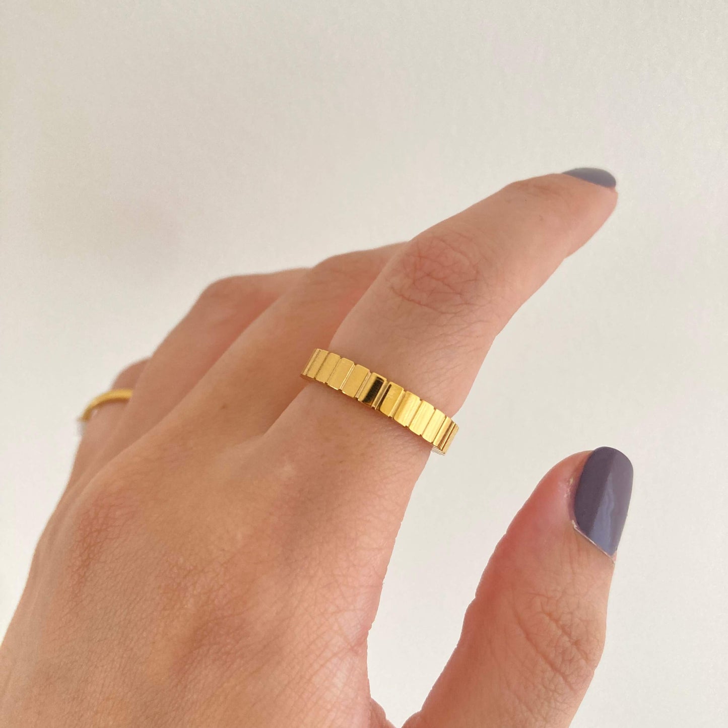 Ribbed Ring